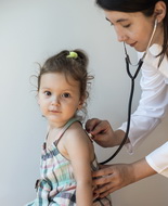 Influenza, in Gran Bretagna vaccini intranasali per i bambini in età prescolare